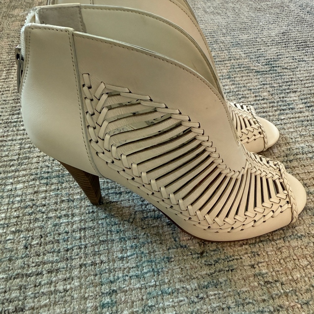 Vince Camuto Cream Heeled Booties with Intricate Design